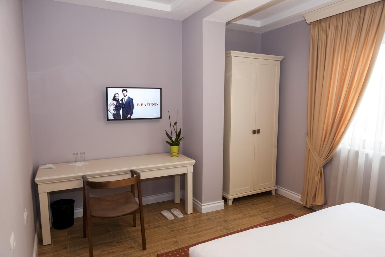 22 Hotel Tirana