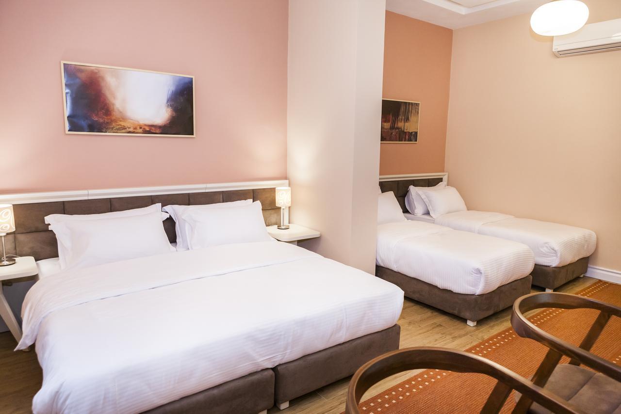 Hotel 22 3*