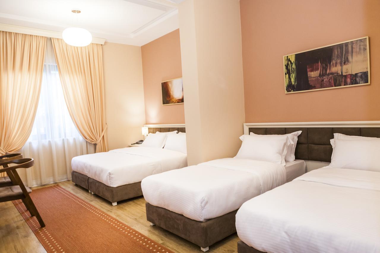 22 Hotel Tirana
